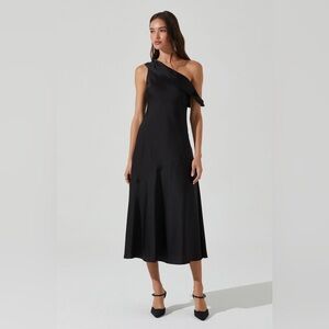ASTR The Label Orissa Satin Off Shoulder Dress